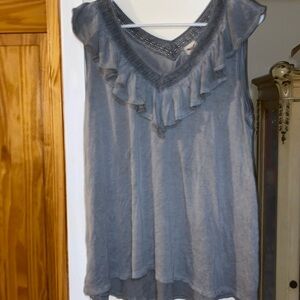 Great grey lite blouse with ruffles